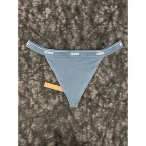 SKIMS Seamless Rib Intimates Thong Logo Print Band Arctic 4X PN-TNG-2842 NWT